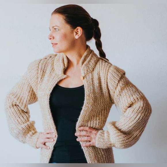 Vintage Lianna Petites brown knit sweater, size S - Picture 2 of 3